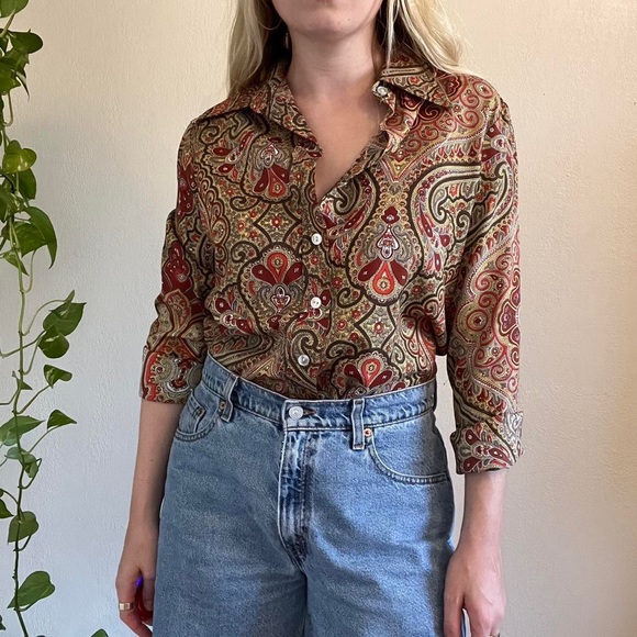 Vintage Tops - Vintage Paisley Button Down